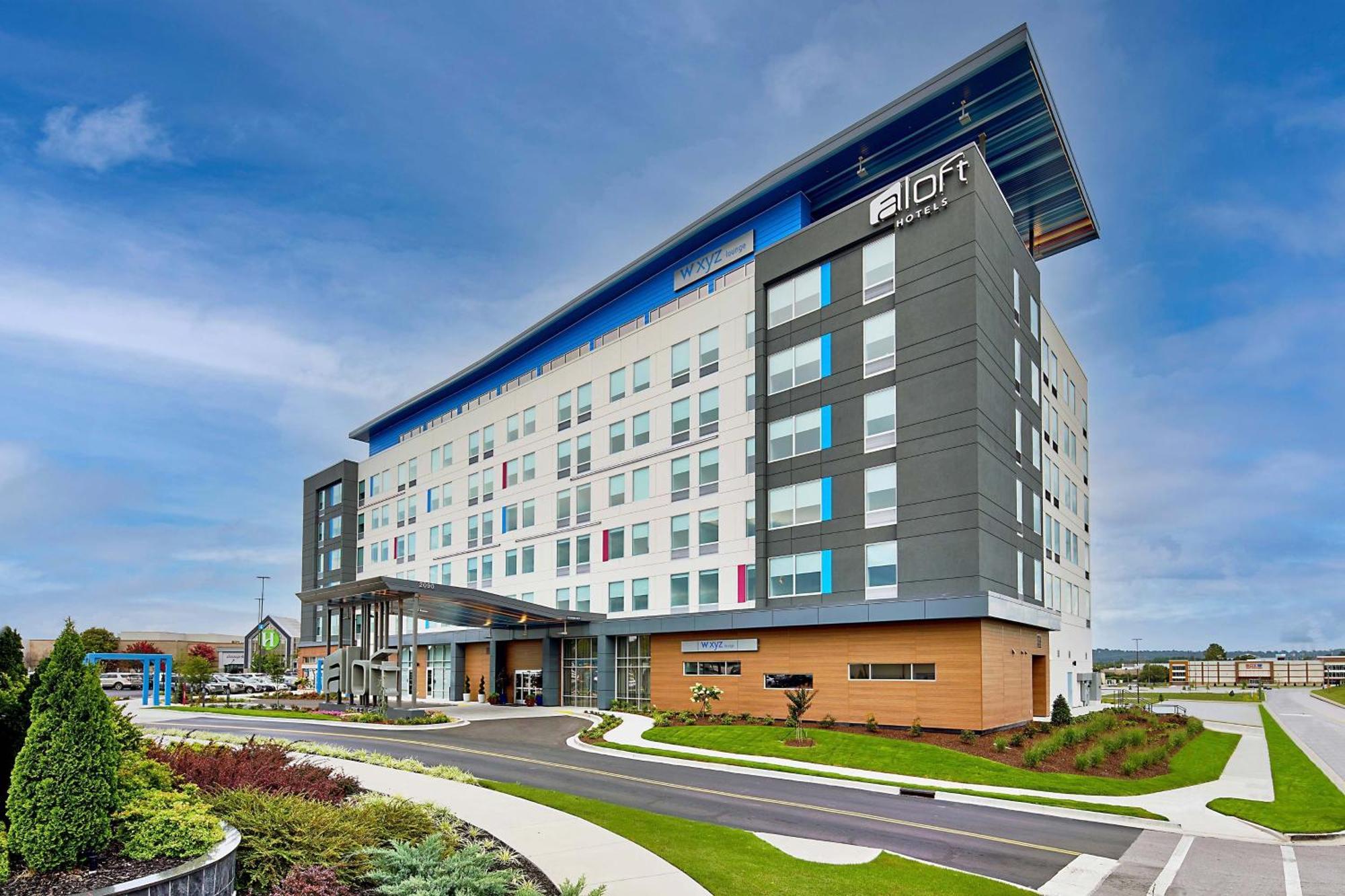 Aloft Hamilton Place