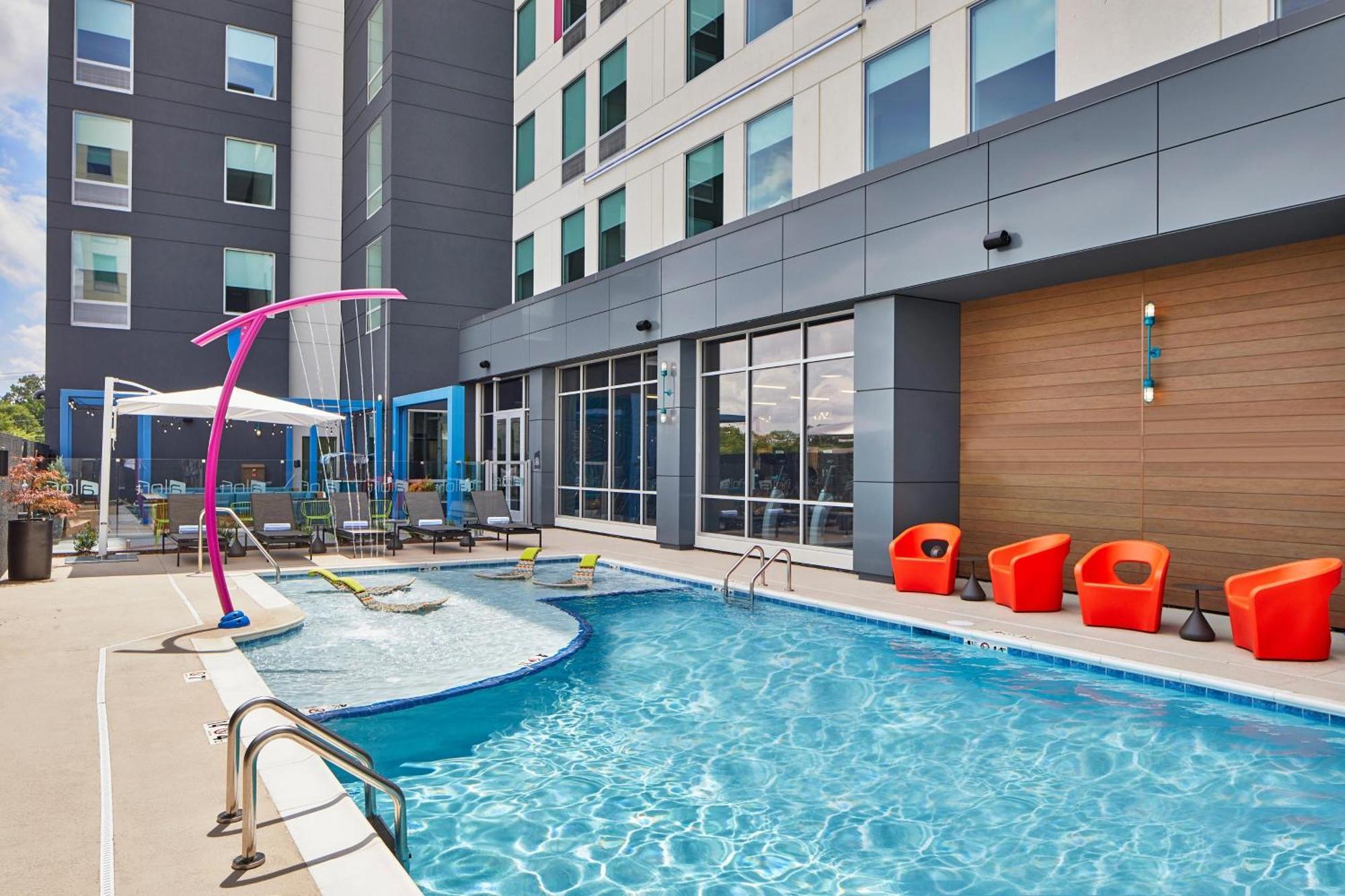 Hotel Aloft Hamilton Place