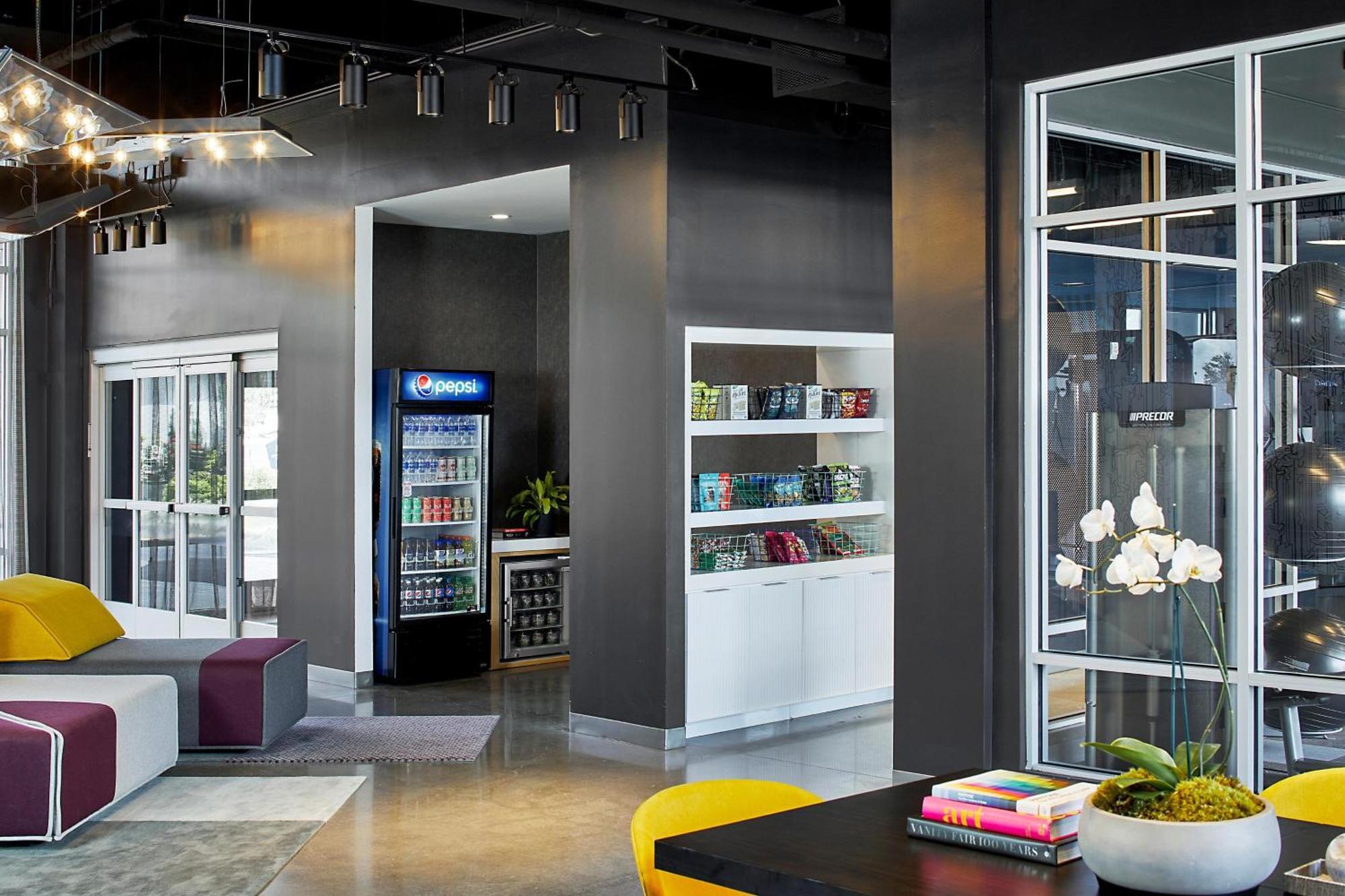 Aloft Hamilton Place