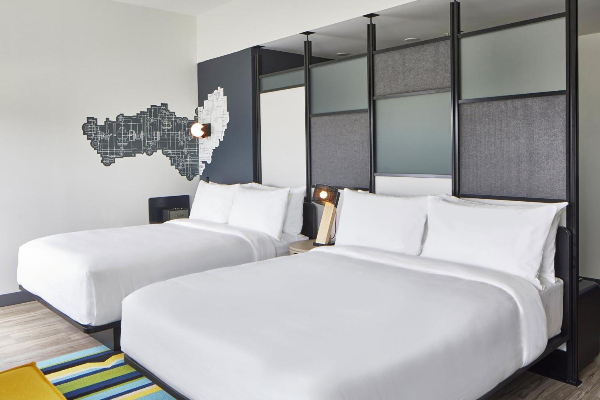 Hotel Aloft Hamilton Place 3*