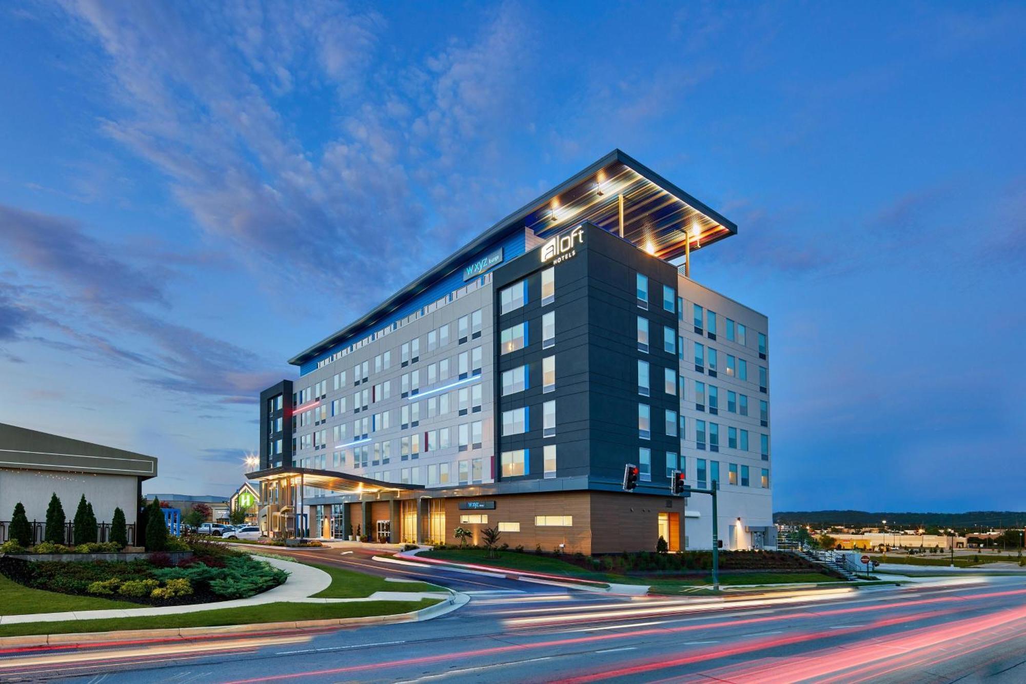 Hotel Aloft Hamilton Place 3*